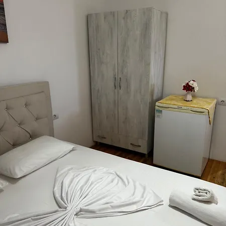 Apartament Dura *