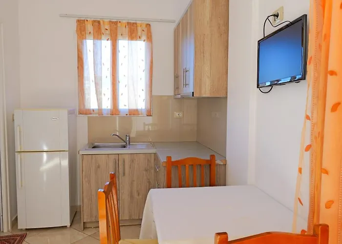 Dura Διαμέρισμα Εξαμίλιο